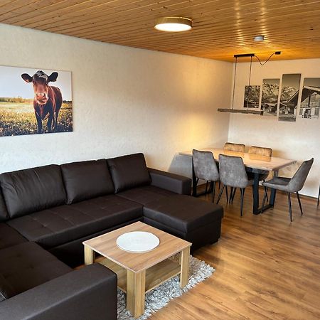 Schoene 2 1/2 Zimmer Ferienwohnung In Oberstaufen - Hoamatle - المظهر الخارجي الصورة